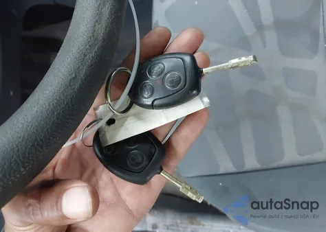 2013 Ford Transit Connect Xlt z USA, uszkodzony, nr VIN NM0LS7BN3DT147813